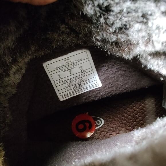 Chaco ‘Borealis’ Mink & Leather Mid Waterproof Boot in Brown & Cream Size 6 - Picture 7 of 15